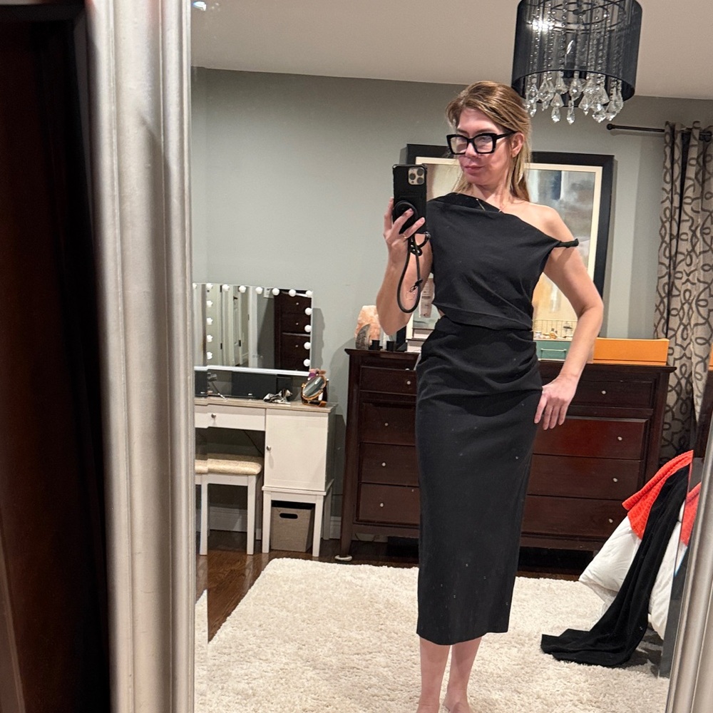 Zara Chic Black One-Shoulder Dress waist open  size L NWT